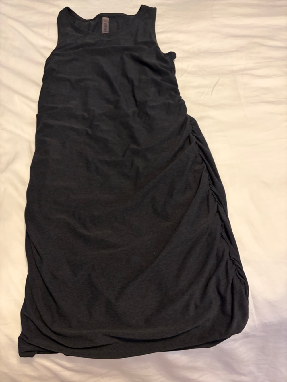Beyond Yoga Black Sleeveless Ruched-Side Midi Dress